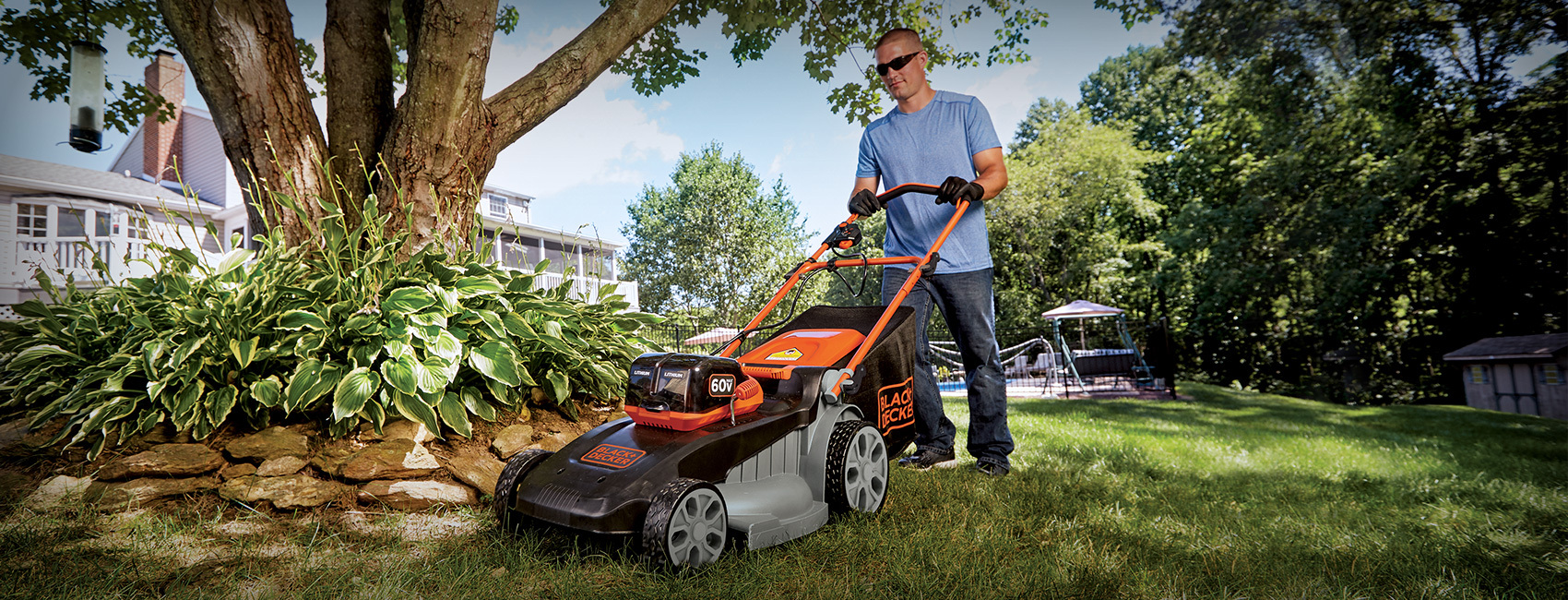 Black Decker Cordless Mower with Muscle Delve